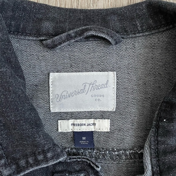 Universal Thread Jean Jacket - Picture 2 of 2